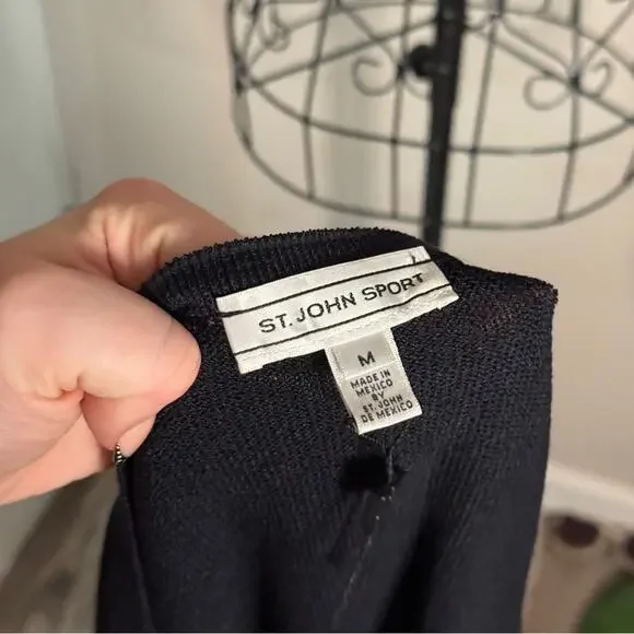 St. John Sport Round Neck Long Sleeve Knit Top sz M - Picture 5 of 9